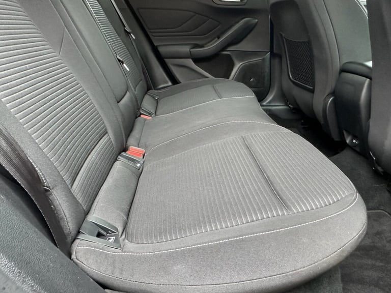 2019 Ford Focus 1.0T ECOBOOST TITANIUM 5dr EURO 6 (s/s) (125 ps) WITH SERVICE HISTORY  Hatchback ...