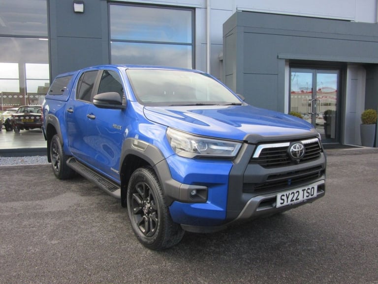2022 Toyota Hilux 2.8 D-4D Invincible X Pickup Double Cab 4dr Diesel Manual 4WD Euro 6 (s/s)  PIC...
