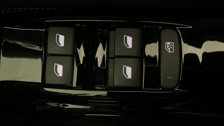 2024 Citroen C3 1.2 PureTech PLUS Hatchback 5dr Petrol Manual Euro 6 (s/s) (83 ps) Hatchback Petr...