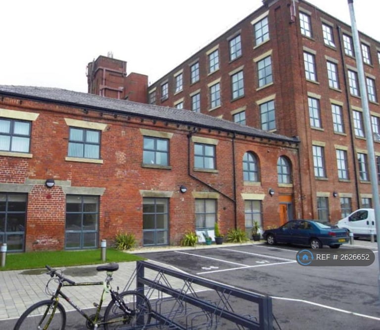 1 bedroom flat in Atlas Mill, Bolton, BL1 (1 bed) (#2626652)