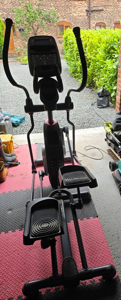 image for Schwinn 570E cross trainer