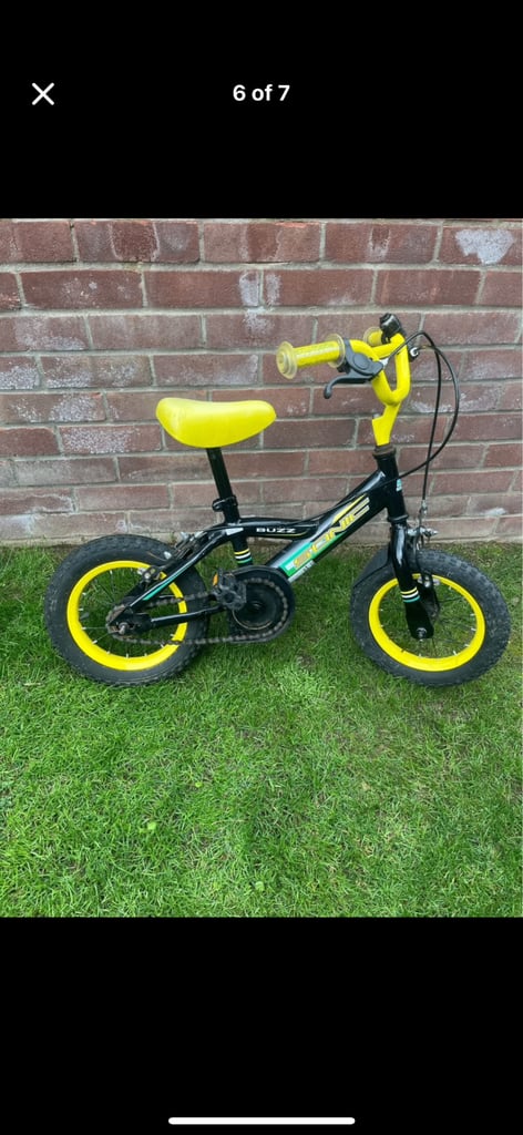 image for *KIDS* SONIC BIKE !! 12” wheels