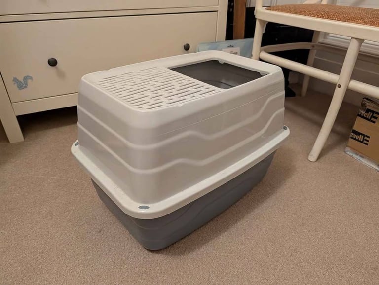 Cat poo box