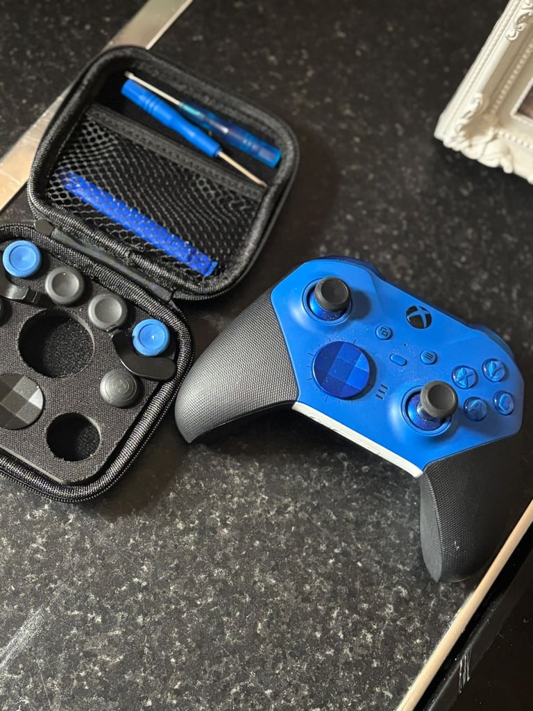 Xbox series s 512gb + series 2 elite controller 