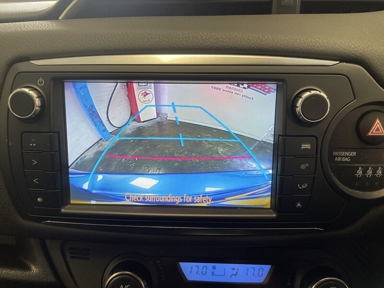 2016 Toyota Yaris VVT-h Excel Hatchback HYBRID Automatic