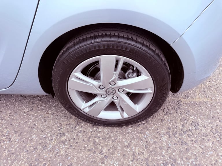 2015 15 VAUXHALL ASTRA 2.0 CDTI SRI ECOFLEX 6 SPEED MANUAL £35 TAX AMAZING CAR