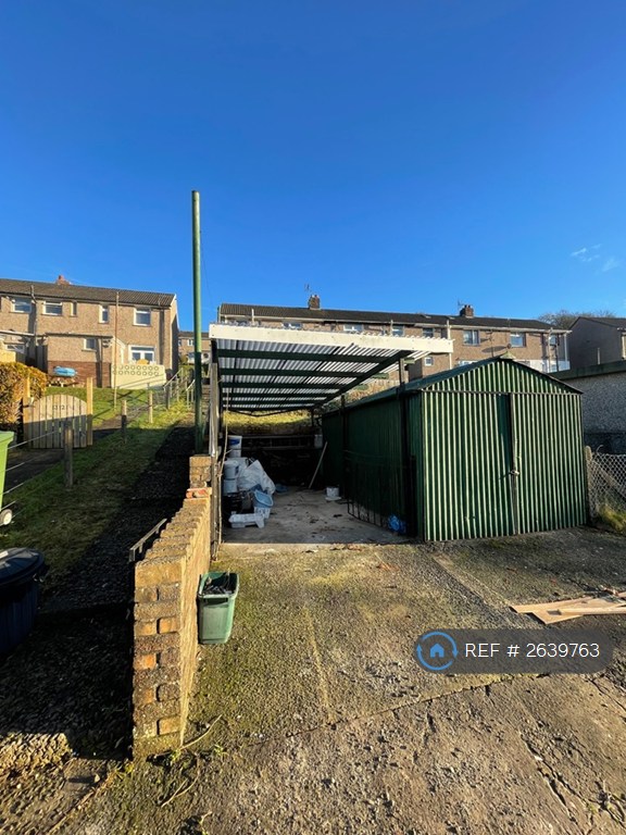 3 bedroom house in Channel View, Risca, Newport, NP11 (3 bed) (#2639763)