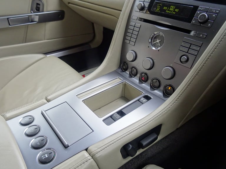 Aston Martin DB9 V12 Touchtronic Automatic *ULTRA LOW MILEAGE*ONLY 32000 MILES*