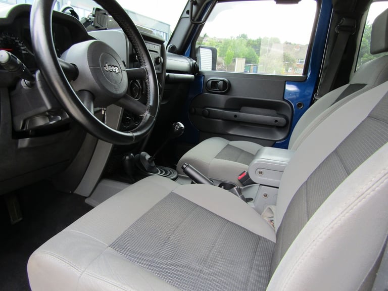  Jeep Wrangler  3.8 V6 SOFT TOP TRAIL RATED 4X4 3DR LHD 4x4 Petrol Manual