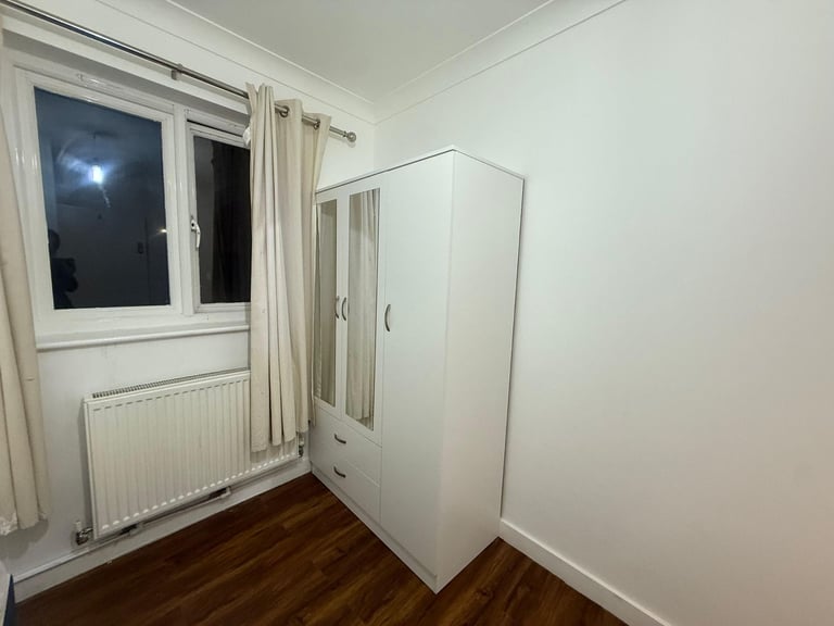 Spacious and Cosy Single Room available for Rent in – UB5 6FQ