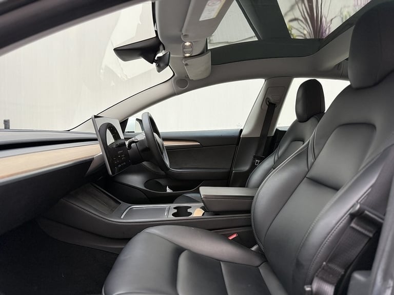 2022 Tesla Model 3 (Dual Motor) Long Range Saloon 4dr Electric Auto 4WDE (346 ps) Saloon Electric...
