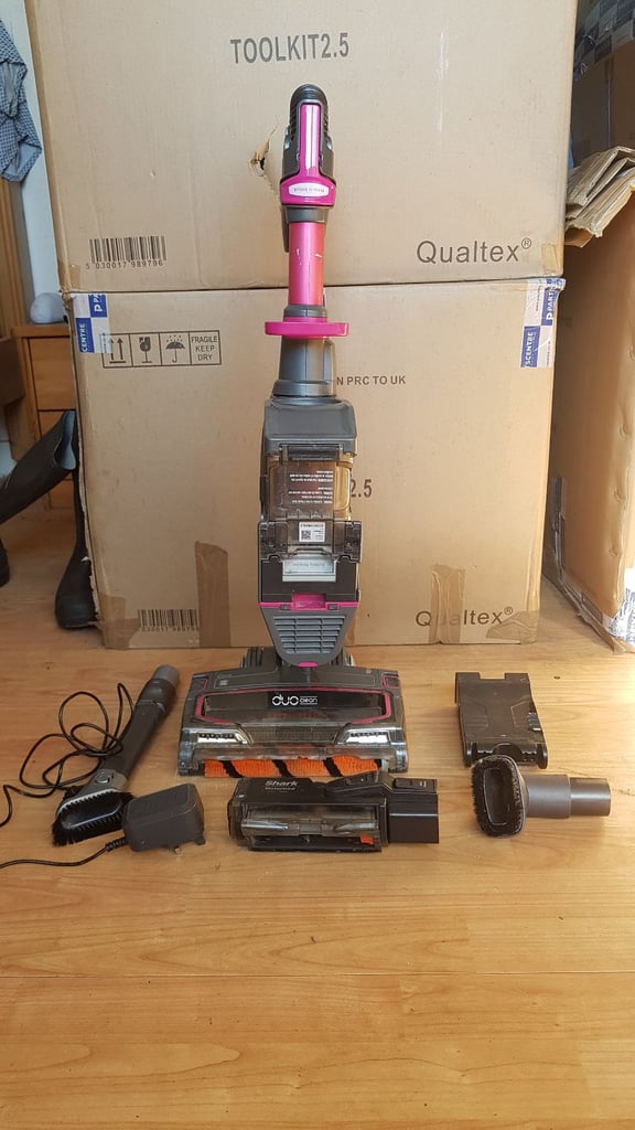 pink Shark DuoClean Cordless Vacuum Cleaner IF200UKT Handheld bagle