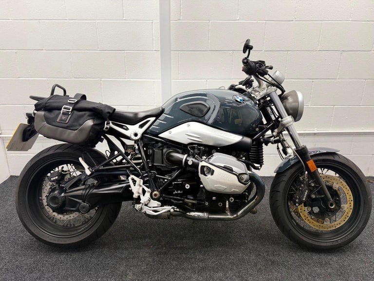 BMW R NINE T PURE ABS ** Akrapovic Exhaust - June 26 MOT - Full History **