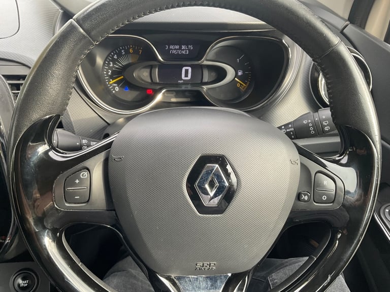 2015 Renault Captur 0.9 TCE 90 Dynamique Nav 5dr HATCHBACK Petrol Manual
