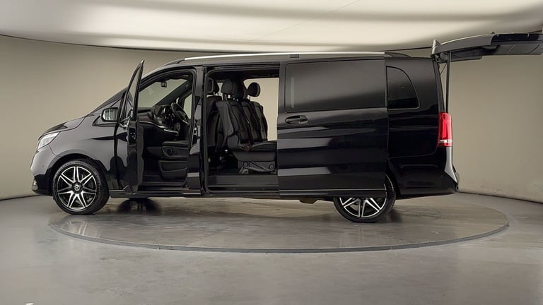 2023 Mercedes-Benz V-Class 2.0 V220d AMG Line MPV 5dr Diesel G-Tronic+ Euro 6 (s/s) XLWB (163 ps)...