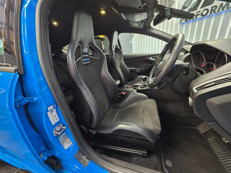 2017 Ford Focus 2.3T EcoBoost RS Hatchback 5dr Petrol Manual AWD Euro 6 (s/s) (350 ps) Hatchback ...