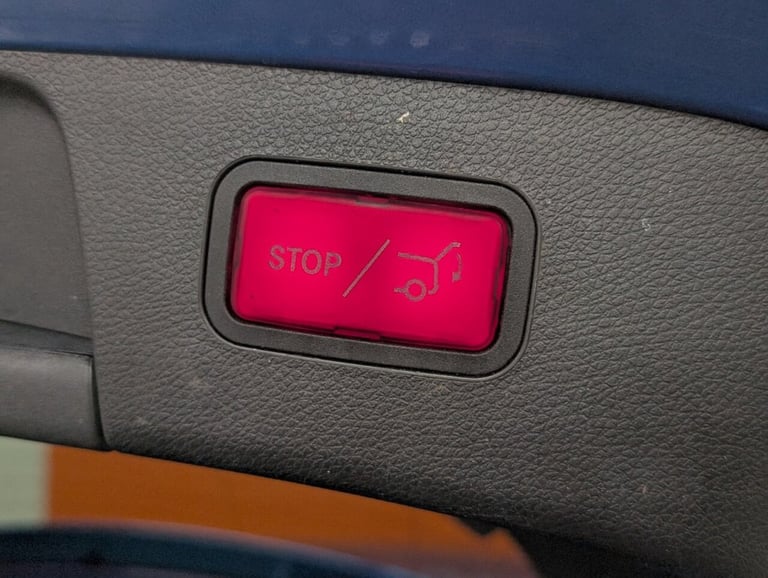 2016 Mercedes-Benz GLA 2.1 GLA200d Sport SUV 5dr Diesel 7G-DCT Euro 6 (s/s) (136 ps) ESTATE Diese...