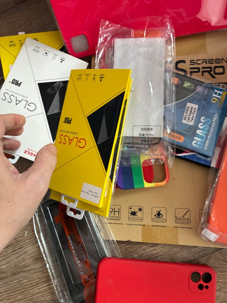 Cost lot new iPhone iPad cases glass can’t remember what fit 