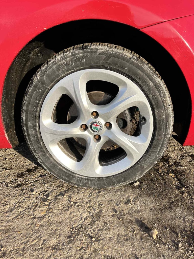 Alfa Romeo, MITO, Hatchback, 2011, Manual, 1368 (cc), 3 doors