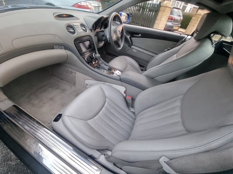 2010 Mercedes-Benz SL SL 350 2dr Tip Auto CONVERTIBLE Petrol Automatic