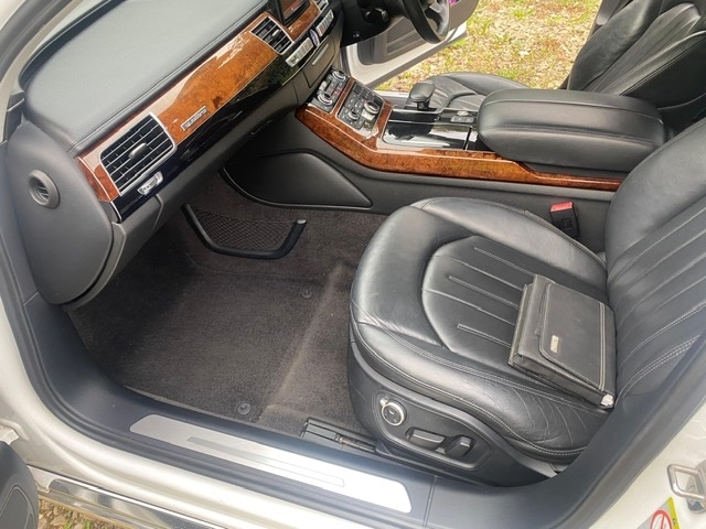2011 Audi A8 3.0 TDI Quattro SE TIP Auto - 20'' ALLOY WHEELS - FULLY LOADED - 6 STAMPS SALOON Die...