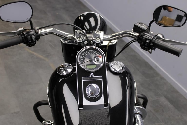 2010 Harley-Davidson FLSTFB Softail Fat Boy Special in Vivid Black