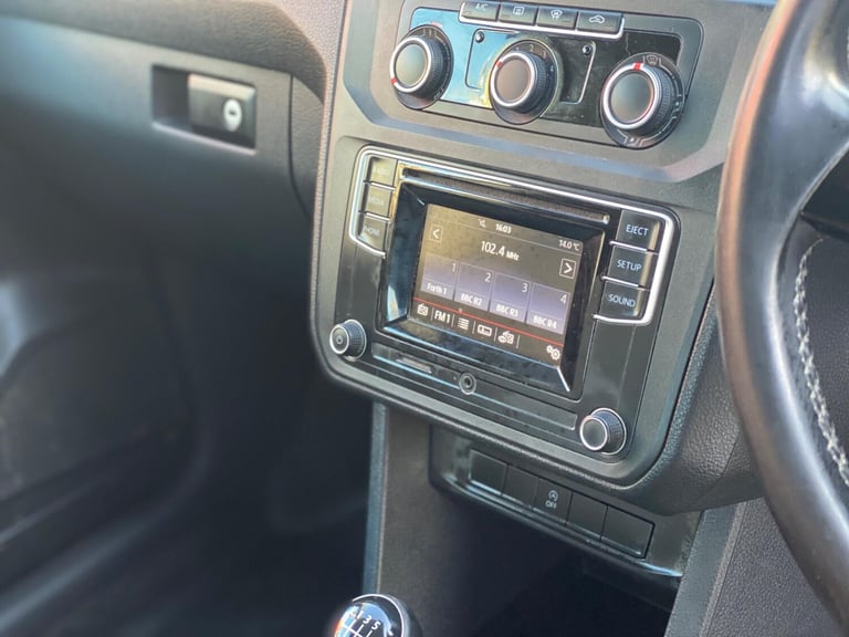 2016 Volkswagen Caddy DOUBLE BED—STOVE—AWNING—CRUISE PANEL VAN Diesel Manual