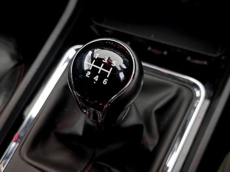 2019 SEAT Ateca 1.5 TSI EVO FR Sport Euro 6 (s/s) 5dr Manual SUV Petrol Manual