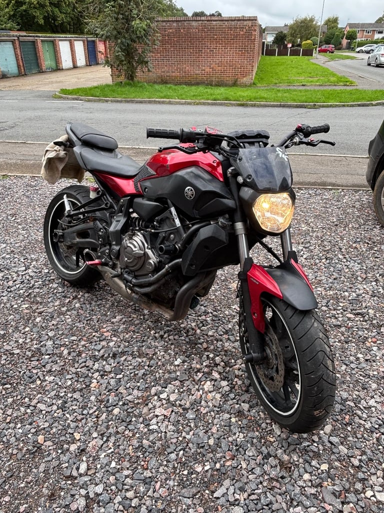 Yamaha, MT-07, 2016, 689 (cc)