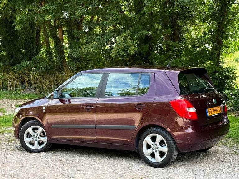 LEFT HAND DRIVE 2011 SKODA FABIA 1.2 DIESEL | ECONOMICAL | 5 DOOR | MANUAL | LHD
