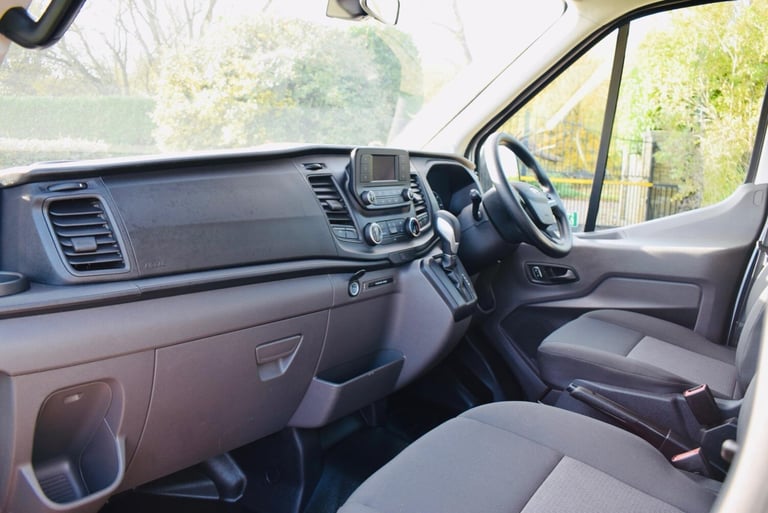 2023 Ford Transit 2.0 460 EcoBlue Leader Auto RWD L4 High Roof Euro 6 (s/s) 5dr (17 Seat, DRW MIN...