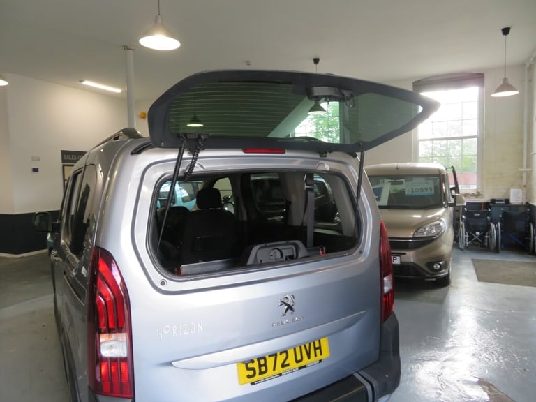 2023 Peugeot Rifter 1.5 HORIZON RE 5DR Automatic wheelchair car disabled MPV Diesel Automatic