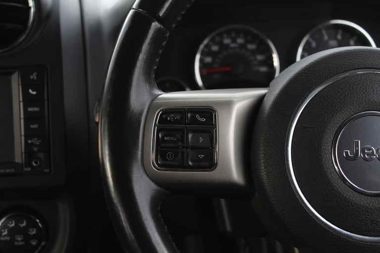 2012 Jeep Compass 2.4 Compass Black Edition CVT 4WD 5dr SUV Petrol Automatic