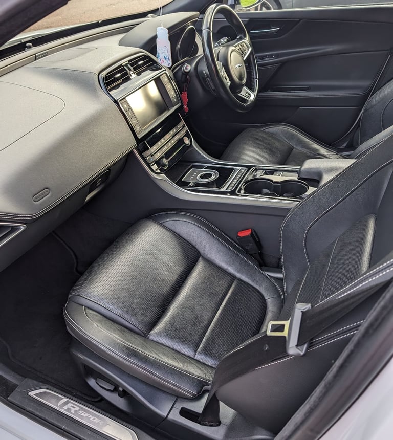 2015 JAGUAR XE R SPORT | 12 MTH WARRANTY | ULEZ | DIESEL | REVERSE CAM | FULL BLACK LEATHERS | AUTO