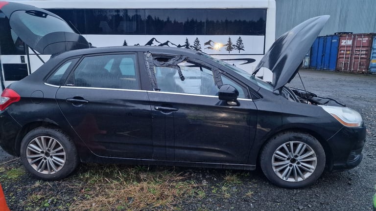 Citroen, C4, Hatchback, 2012, Manual, 1560 (cc), 5 doors