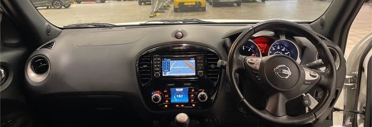 2013 Nissan Juke 1.5 dCi N-Tec 5dr ++ 20 TAX / SAT NAV / CAMERA ++ HATCHBACK Diesel Manual