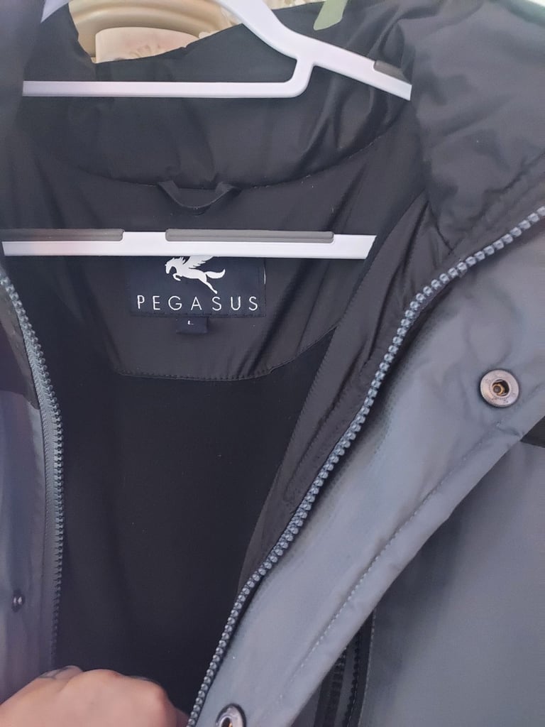 Pegasus mens coat