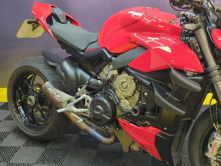 Ducati StreetFighter V4 2020 Excellent Condition FSH