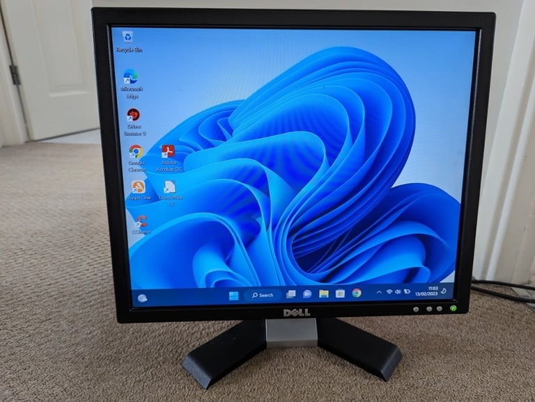 Dell 19-inch LCD Monitor - model E197FPf with VGA connection on the rear,  supplied with power cable | in Borrowash, Derbyshire | Gumtree