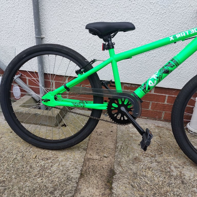 Kids bright green, X-Rated Exile mountain bike