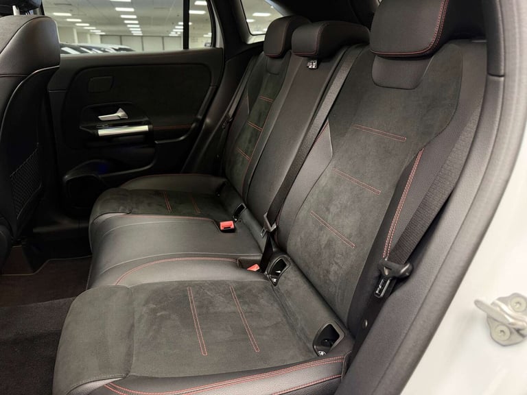 2020 Mercedes-Benz GLA 2.0 GLA 220 AMG Line Premium+ D 4Matic Auto 4WD 5dr SUV Diesel Automatic