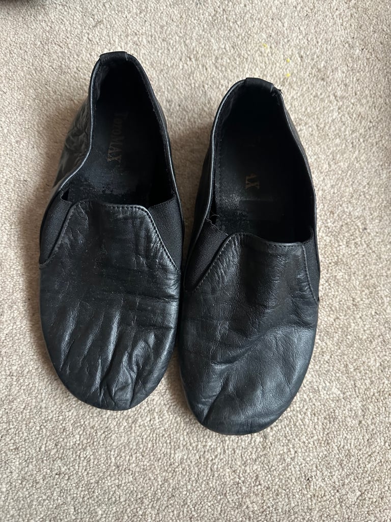 image for Dance shoes various sizes 