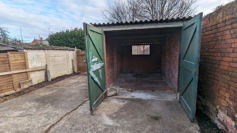 PARKING for up to 3 cars behind 32 Clifton Street, accessed via Goldsmid Road. 