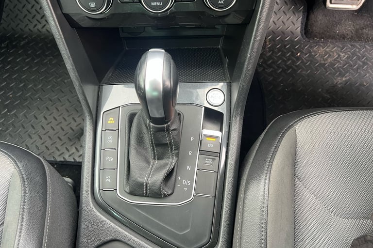 2019 Volkswagen Tiguan 1.5 TSi EVO 150 R-Line Tech 5dr DSG SUV PETROL Automatic