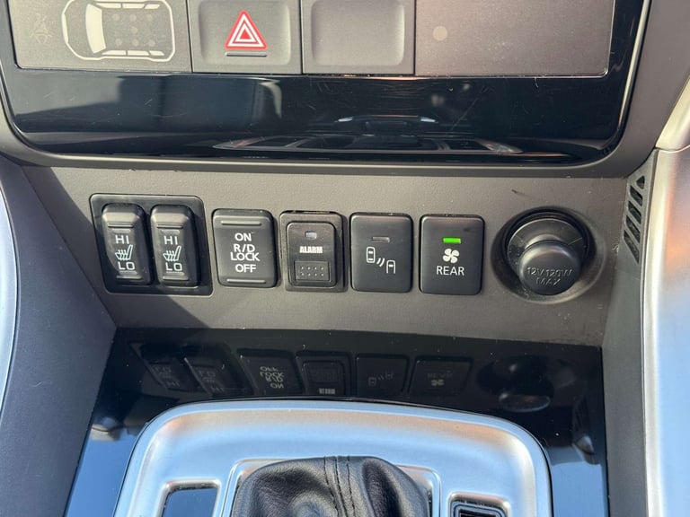 2018 Mitsubishi Shogun Sport 2.4 Shogun Sport DI-D 4 Automatic 4WD 5dr - NATIONAL DELIVERY* SUV D...