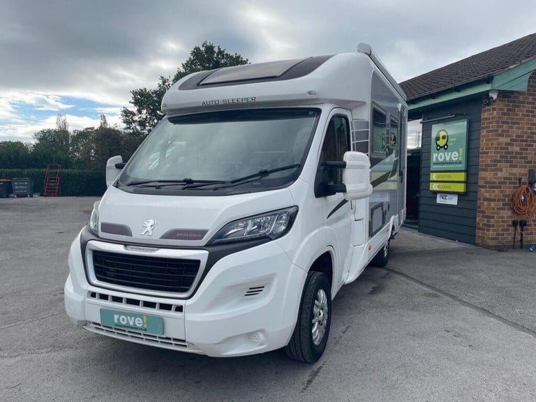 Autosleeper Broadway EB 2 berth 2 belt end washroom motorhome