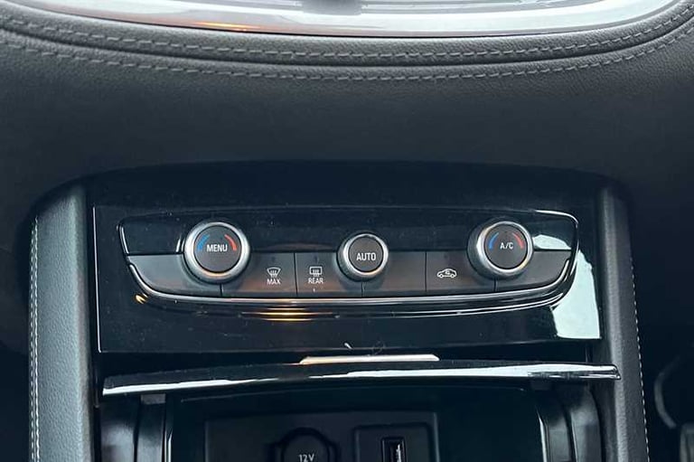 2020 Vauxhall Grandland X 1.2 Turbo SRi Nav 5dr HATCHBACK PETROL Manual