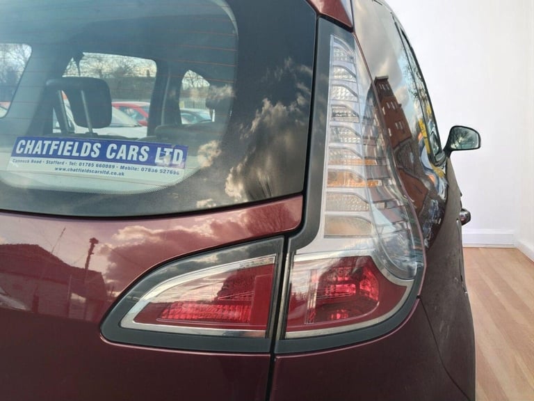 2013 Renault Scenic 1.6 dCi Dynamique TomTom Euro 5 (s/s) 5dr Diesel