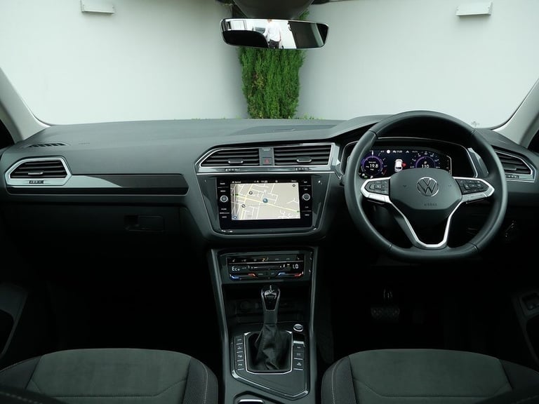 2023 Volkswagen Tiguan 1.4 TSI 13kWh Elegance SUV 5dr Petrol Plug-in Hybrid DSG Euro 6 (s/s) (245...