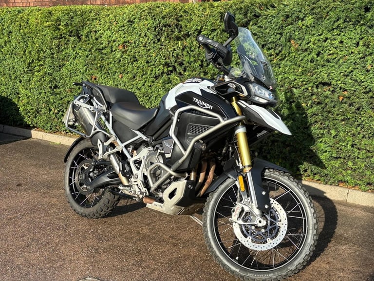 2022 TRIUMPH TIGER 1200 RALLY EXPLORER 